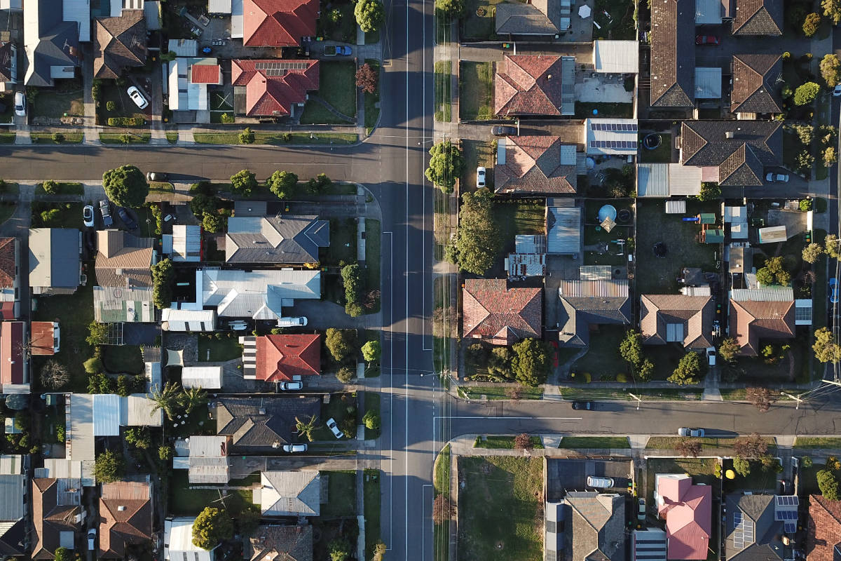 How to Choose the Right Neighborhood To Invest In